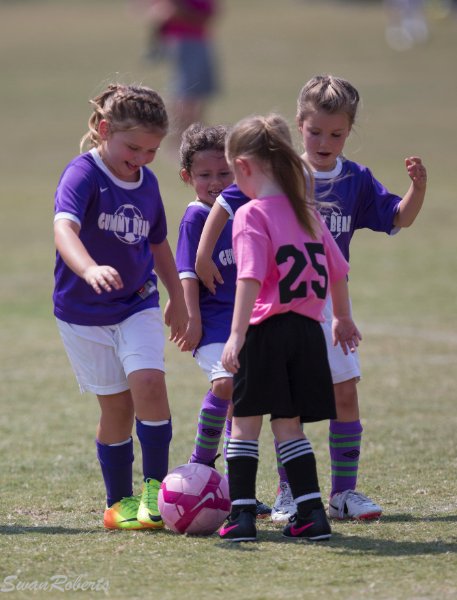 Soccer-GummyBears-Game1_2013_09_07_0239.jpg